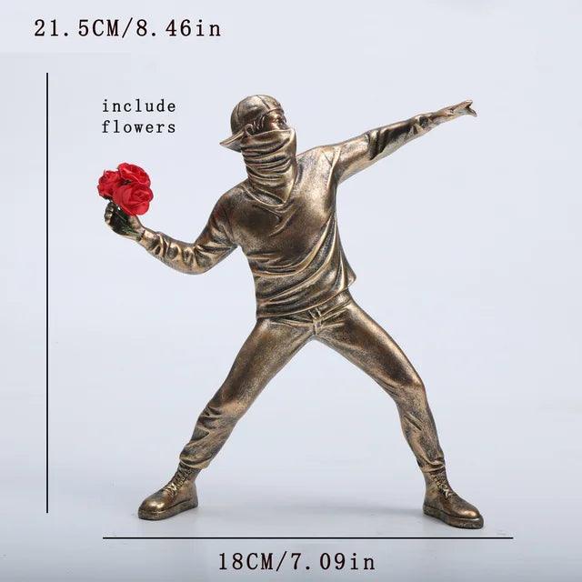 Montiqeu – Sculpture Résine Banksy Style Flower Bomber